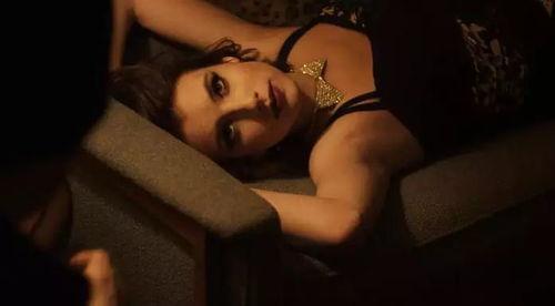 成人内衣情趣诱惑古风视频,成人内衣情趣诱惑视频赏析